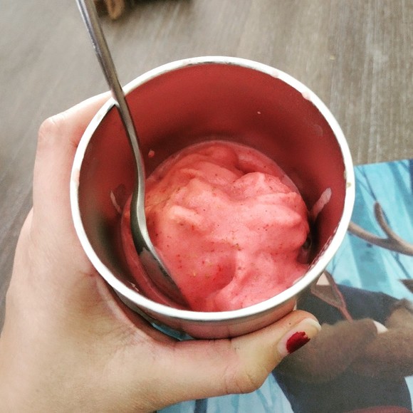 Meet your Posher, Karina - Picture 1 of 1